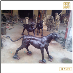 園林金錢豹雕塑